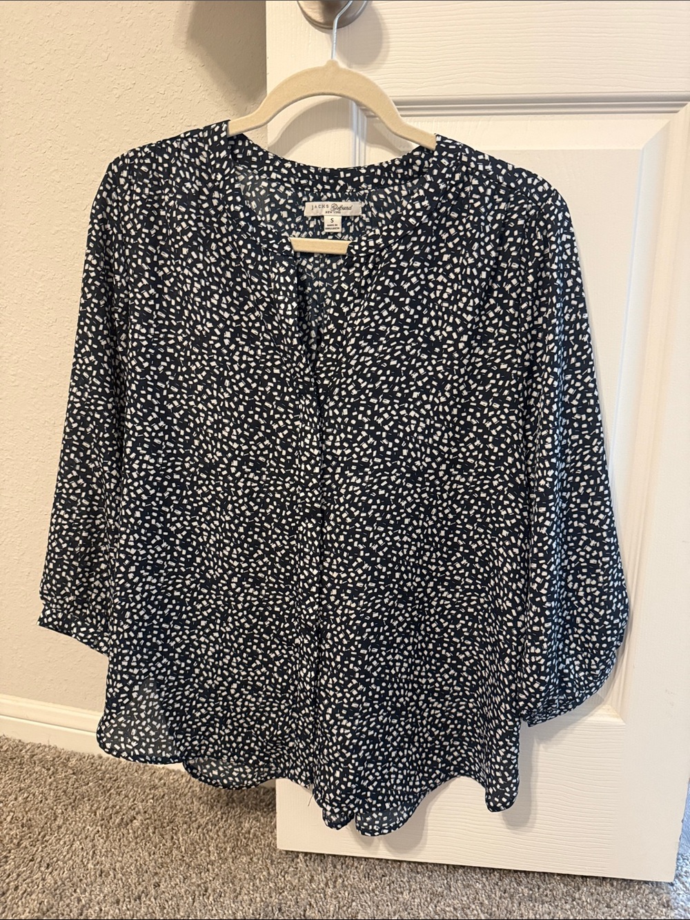 Black & White Abstract Dot V-Neck Blouse